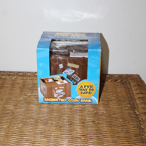 Cat In Suitcase Animated Coin Bank. - Picture 6 of 6